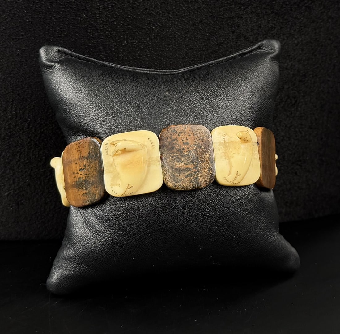Alaskan Inuit Eskimo Walrus Ivory Bracelet: 7" internal circumference. This item cannot be shipped to Oregon, California, Hawaii, New York, New Jersey, Internationally, or any other state that prohibits.