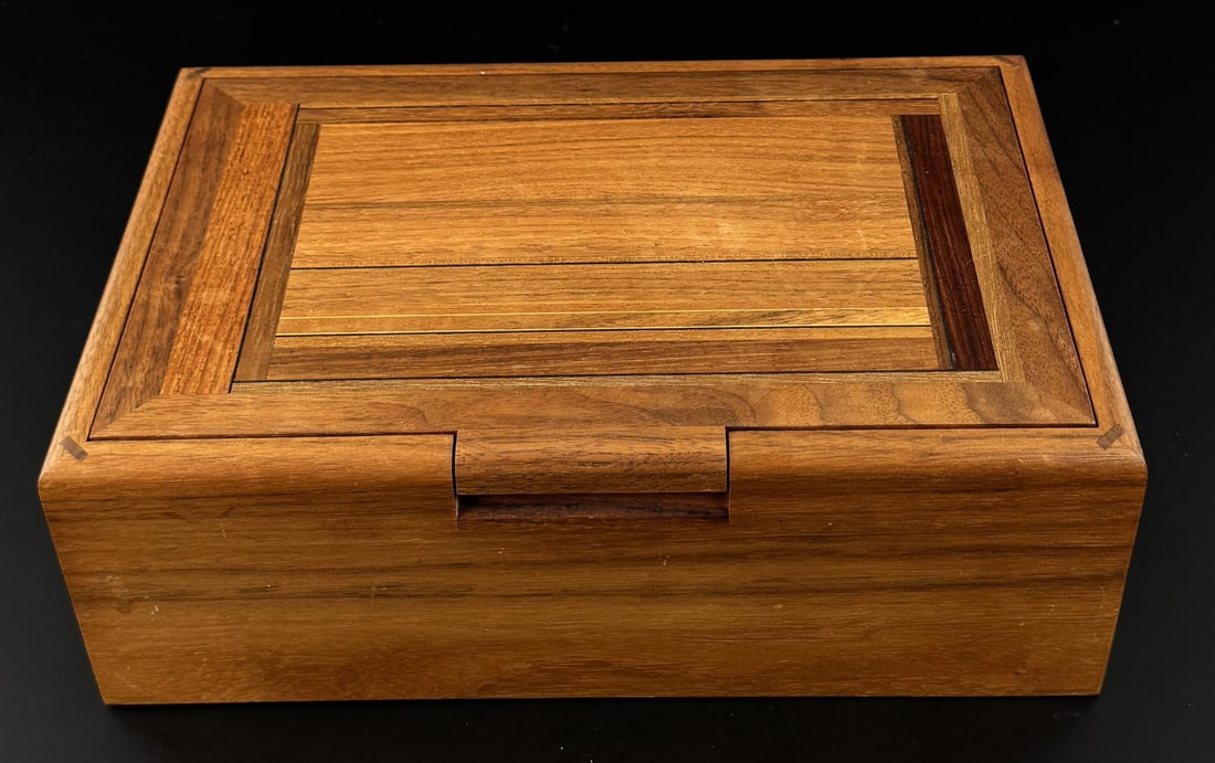 Acacia and Oak Wood Jewelry Box (1 of 8)