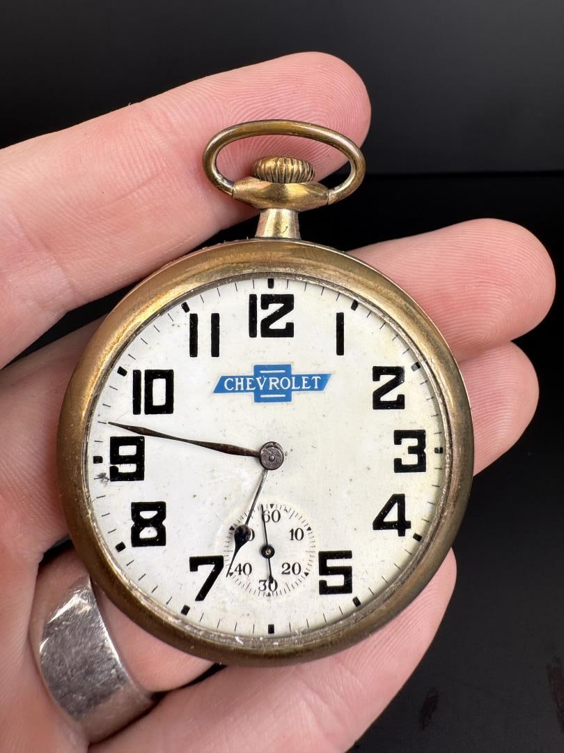 Chevrolet Illinois Model 5 Pocket Watch (1 of 9)