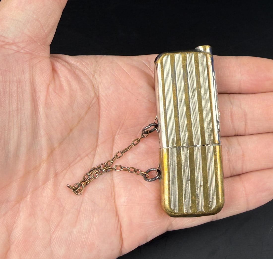 Flamidor Lighter Case (1 of 6)