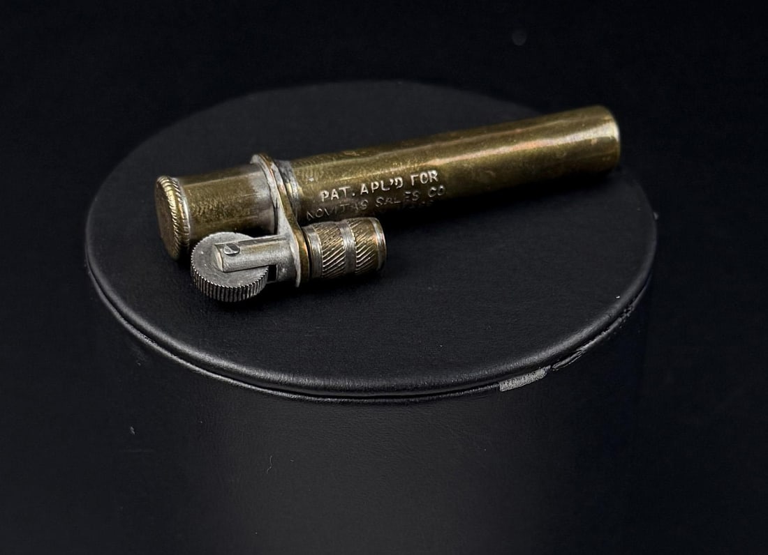 Novitas Sales Trench Lighter: Decent example.