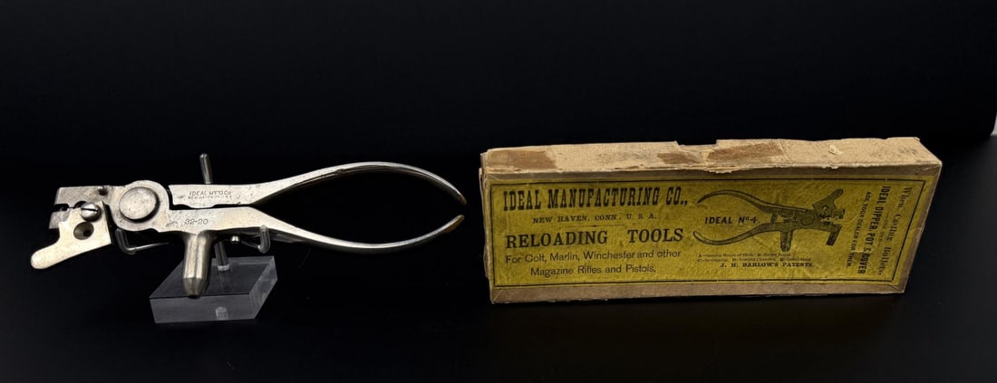 Ideal No. 4 32-20 Reloading Tool Bullet Mold (1 of 12)