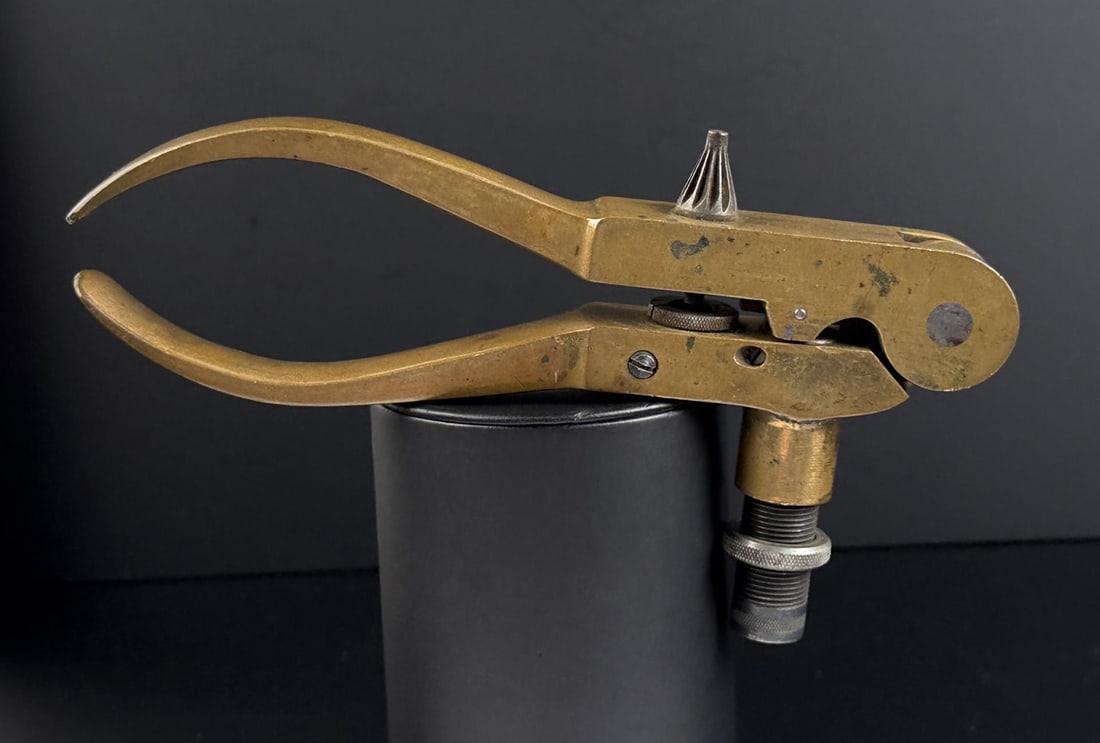 Modern Bond Brass Reloading Tool - 2