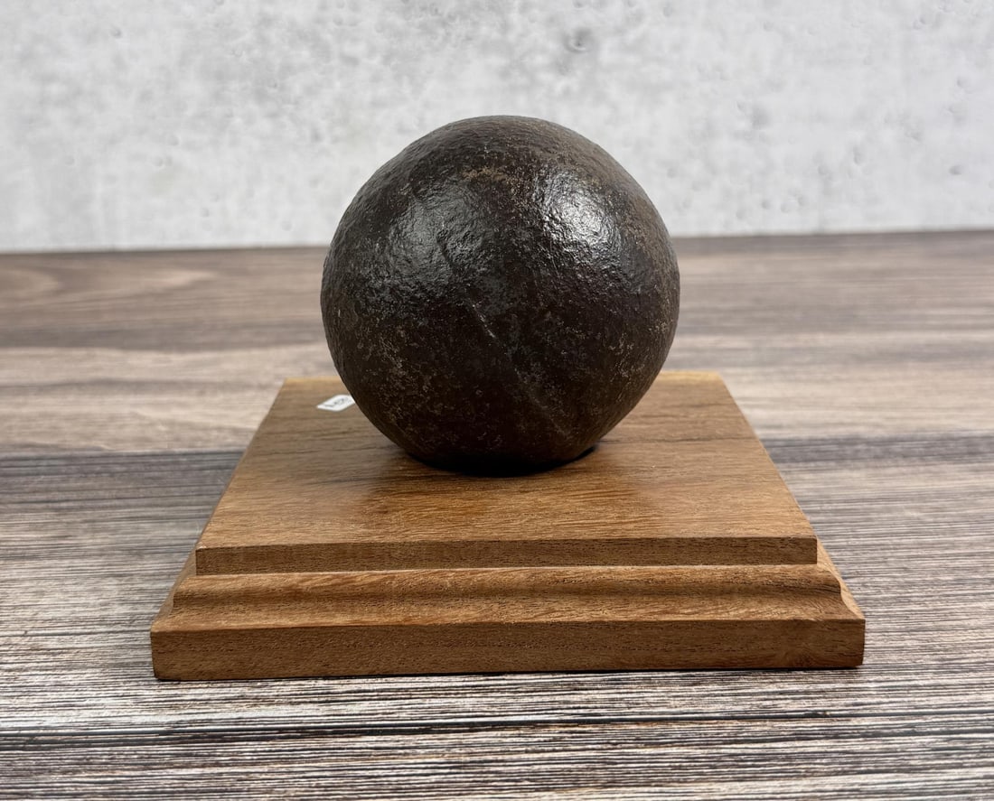 Civil War 5 Pound Cannonball (1 of 6)