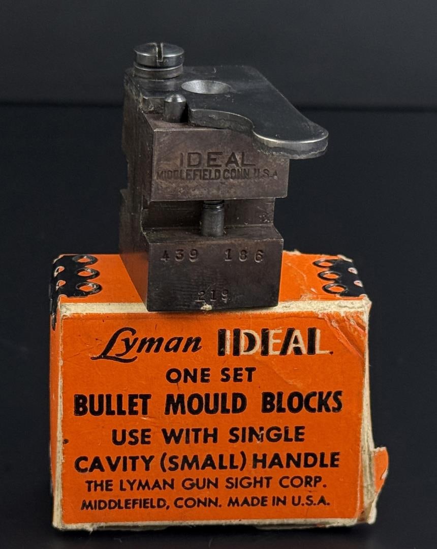 Lyman 439186 Reloading Bullet Mold: Nice example.