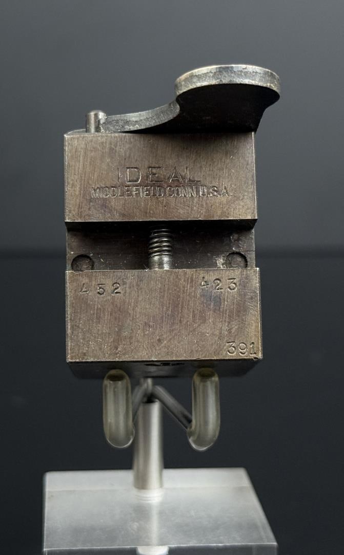 Lyman 452423 Reloading Bullet Mold: Nice example.