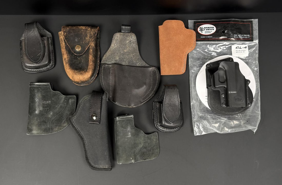 Collection of Concealed Carry Pistol Holsters (1 of 11)