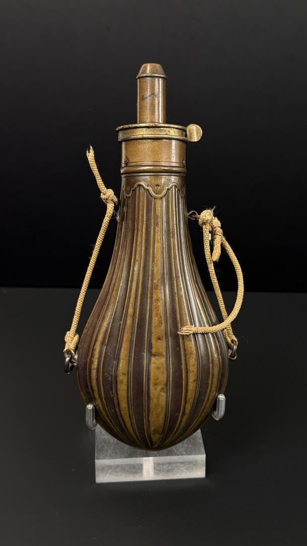 American Flask & Cap Riling 296 Brass Powder Flask (1 of 10)