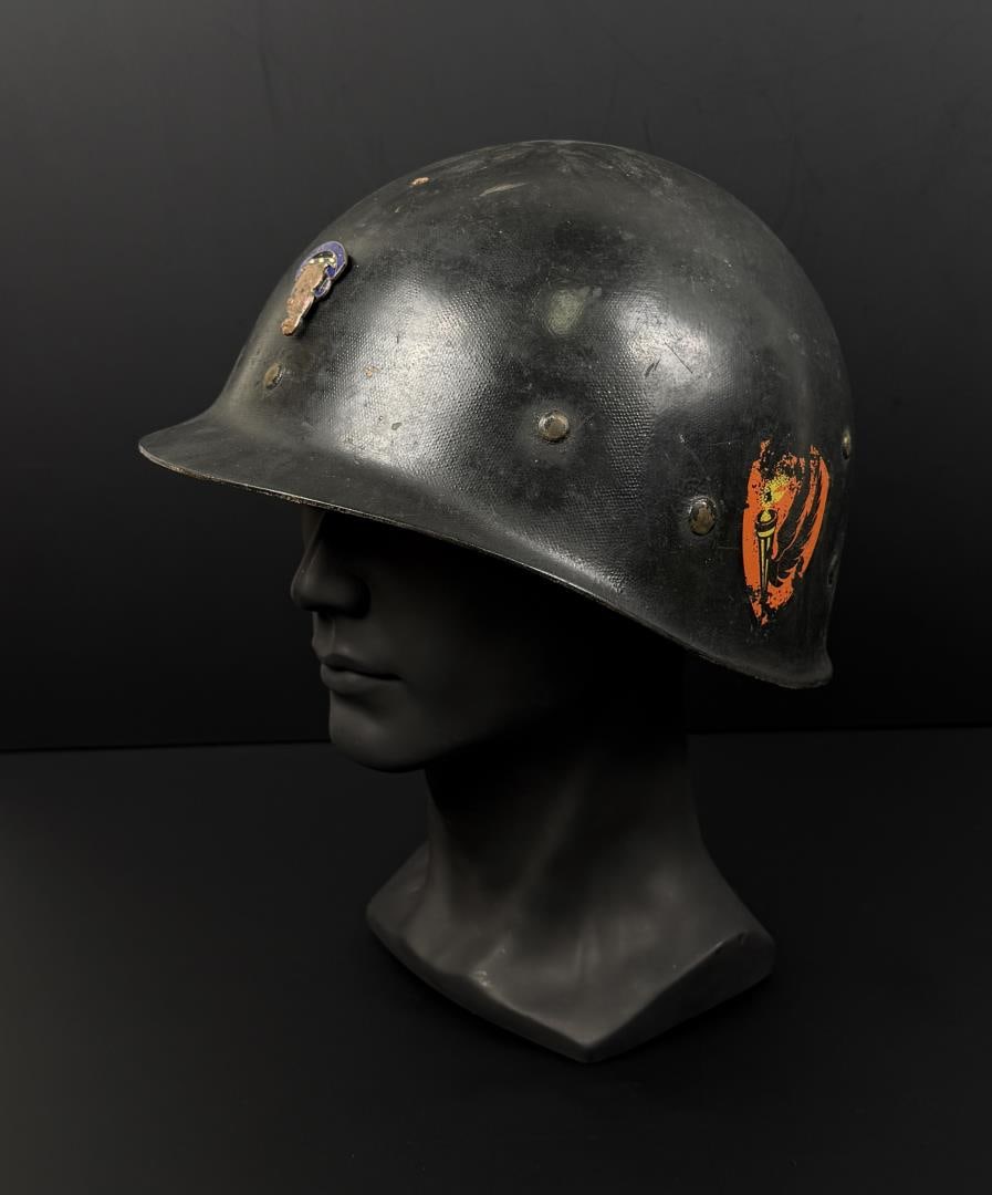 Korean War Army Aviation Painted Helmet Liner (1 of 7)