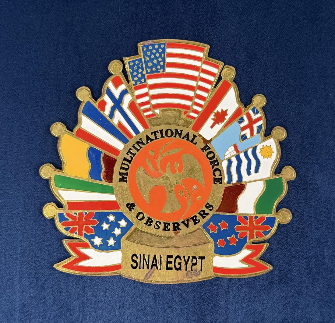 Multinational Force & Observers Sinai Egypt Badge (1 of 3)