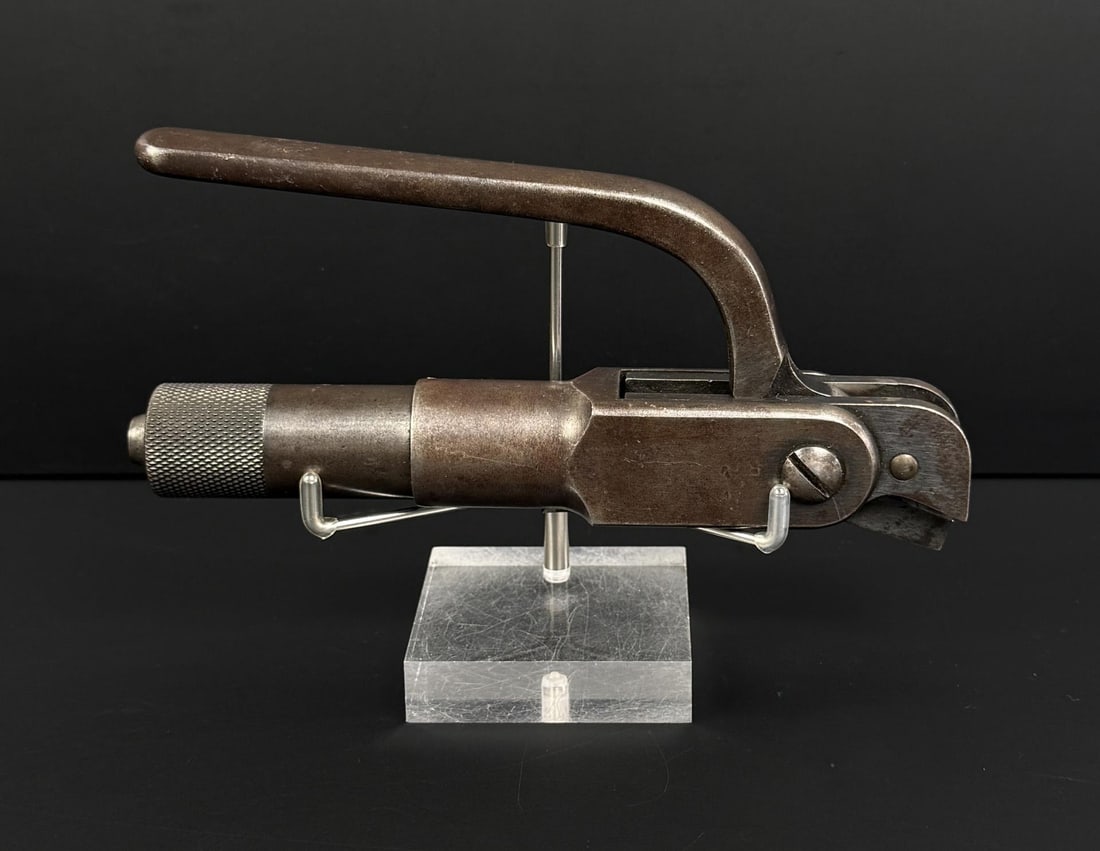 Winchester Model 1894 .45 Gov Reloading Tool: Nice example.
