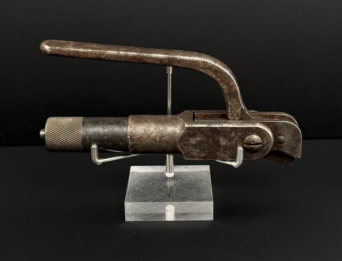 Winchester Model 1894 32-40 Reloading Tool: Nice example.