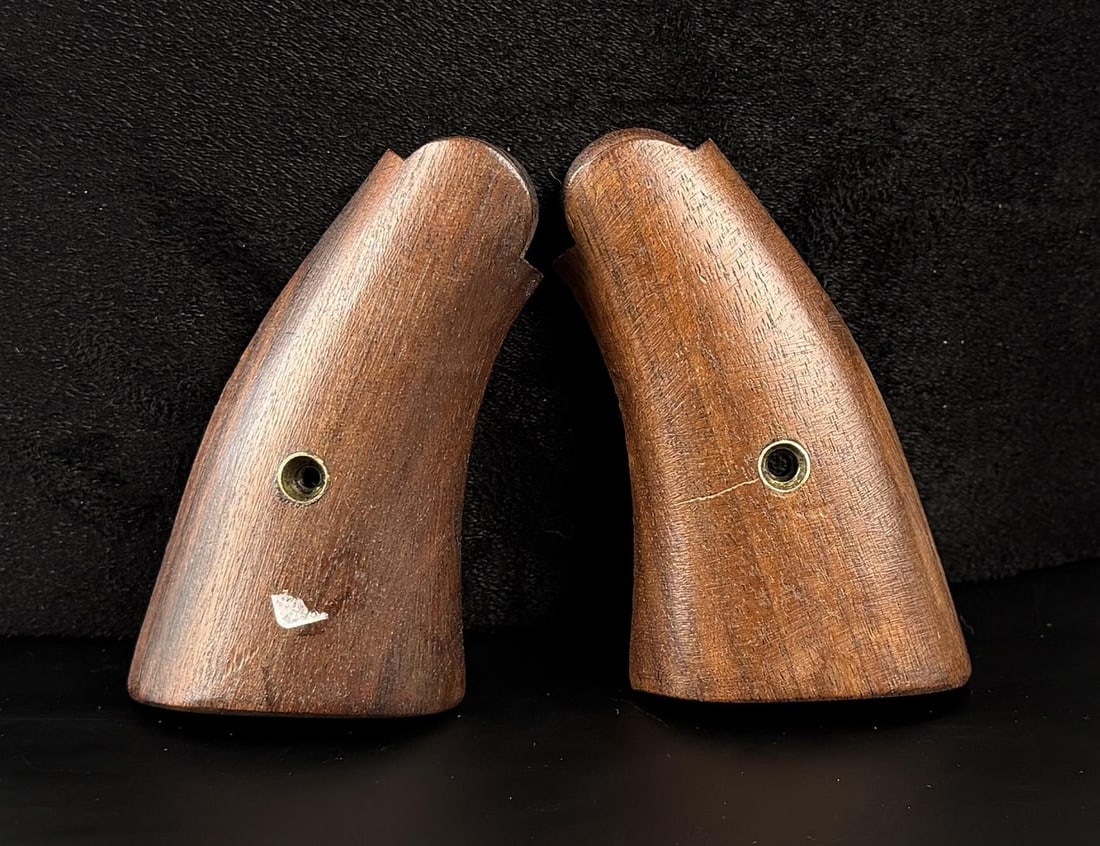 Smith & Wesson M1917 Pistol Grips (1 of 6)
