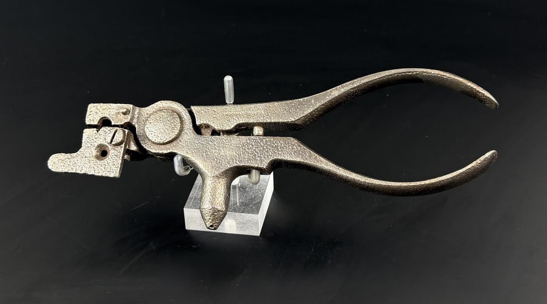 Ideal No. 4 .32 S&W Reloading Tool Bullet Mold (1 of 6)