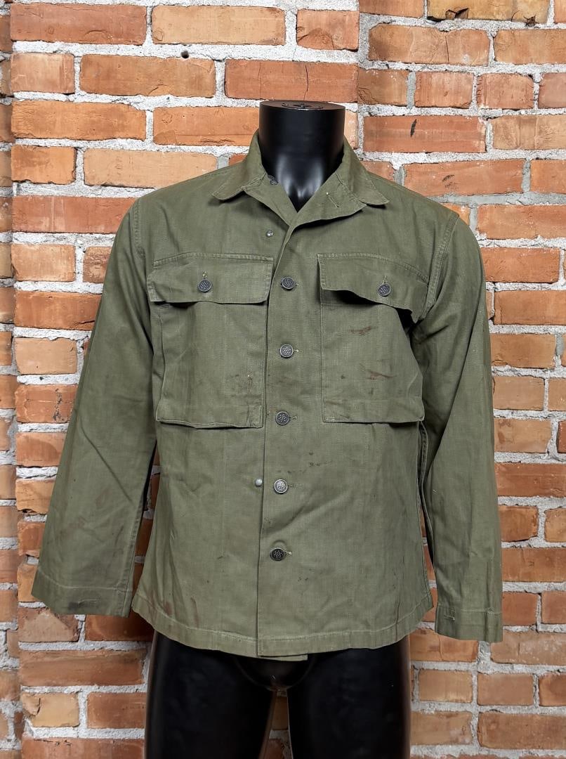 WW2 US Army 13 Star Button HBT Jacket (1 of 5)