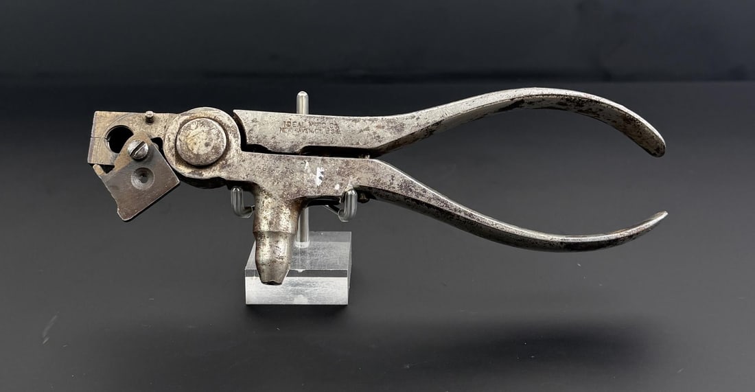 Ideal No. 4 .45 Colt Reloading Tool Bullet Mold: Nice example.