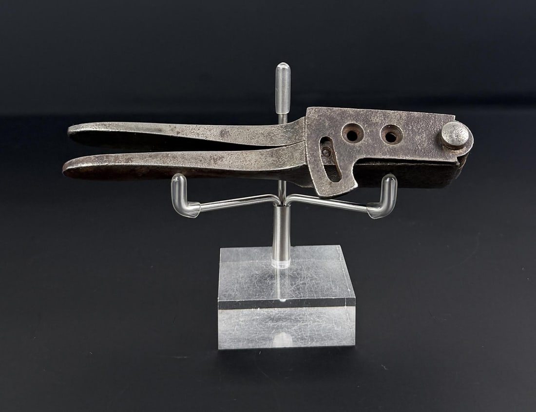 Civil War Colt Navy .36 Cal Conical Bullet Mold: Nice example.