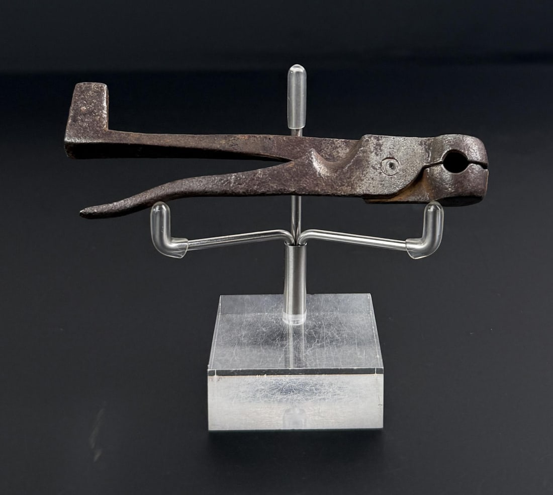 Civil War .54 Caliber Bullet Mold (1 of 4)