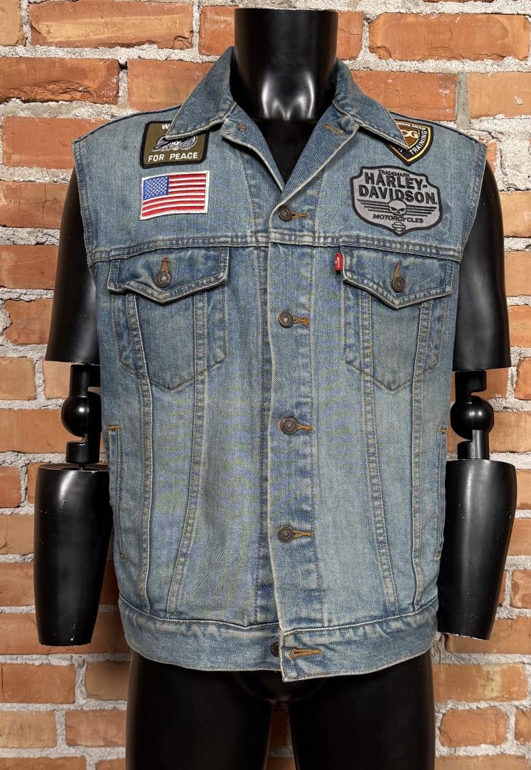 Vintage Levis 70507 Denim Motorcycle Vest (1 of 13)