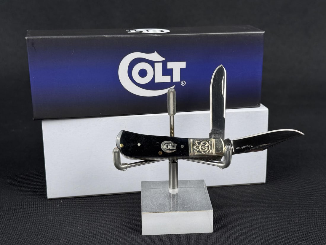 Colt CT383SB Pocket Knife: New in box. 2 1/2" long closed.