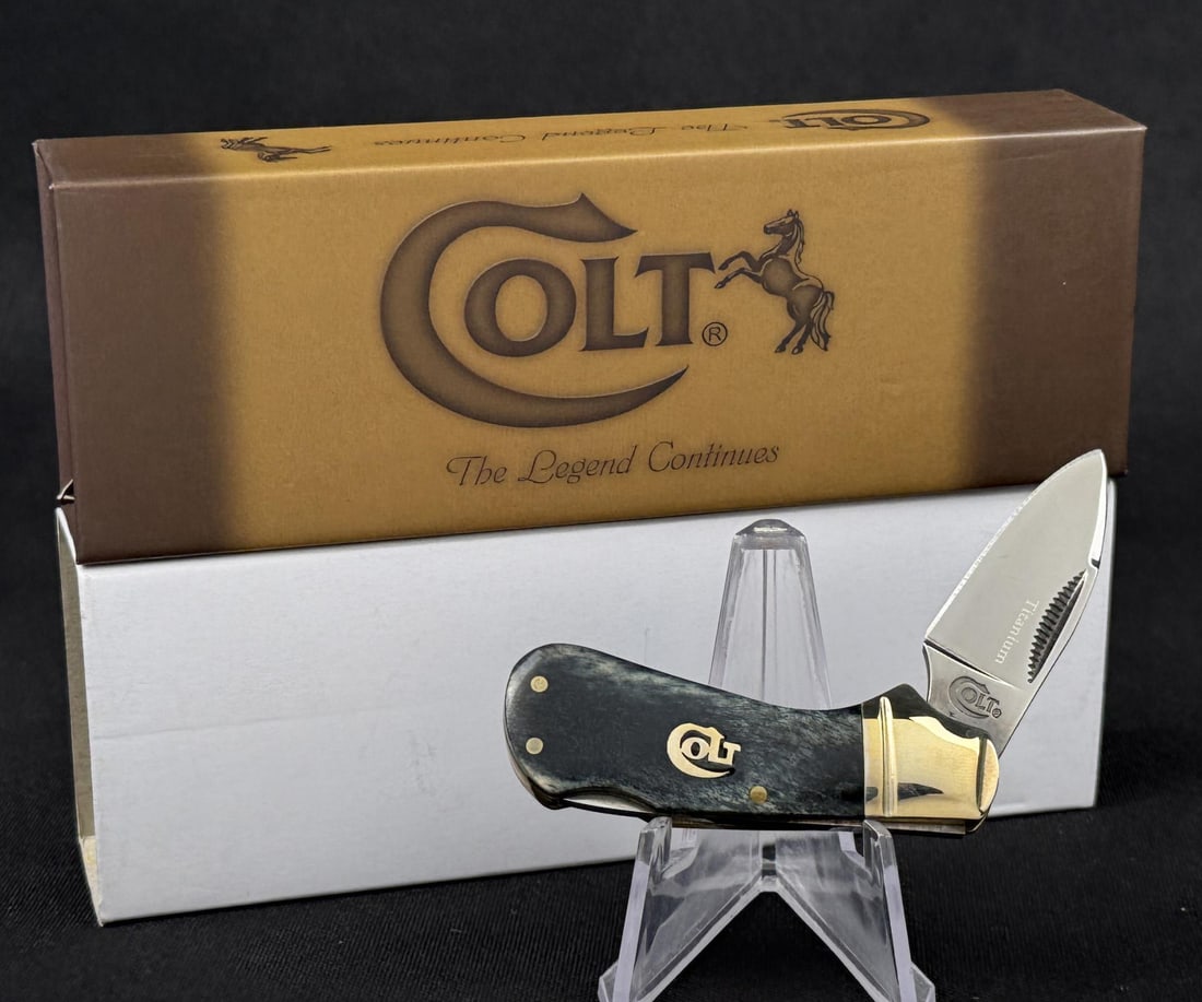 Colt CT576 Pocket Knife: New in box. 2 1/2" long closed.