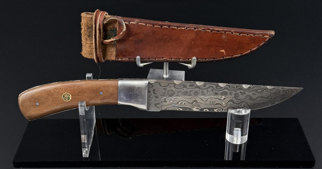 Custom Made Damascus Hunting Knife (1 of 6)