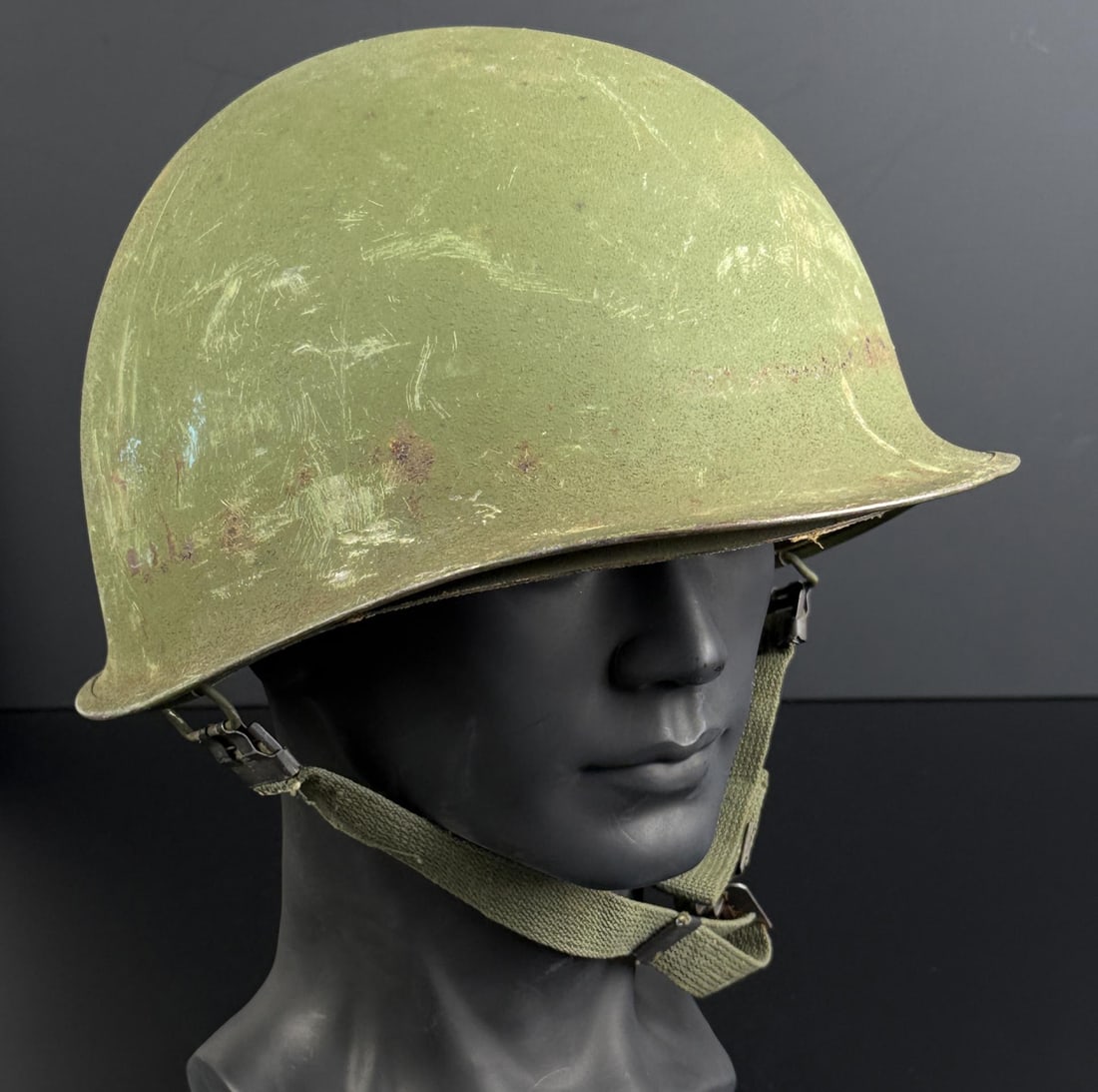Vietnam War Rear Seam M1 US Army Helmet (1 of 8)