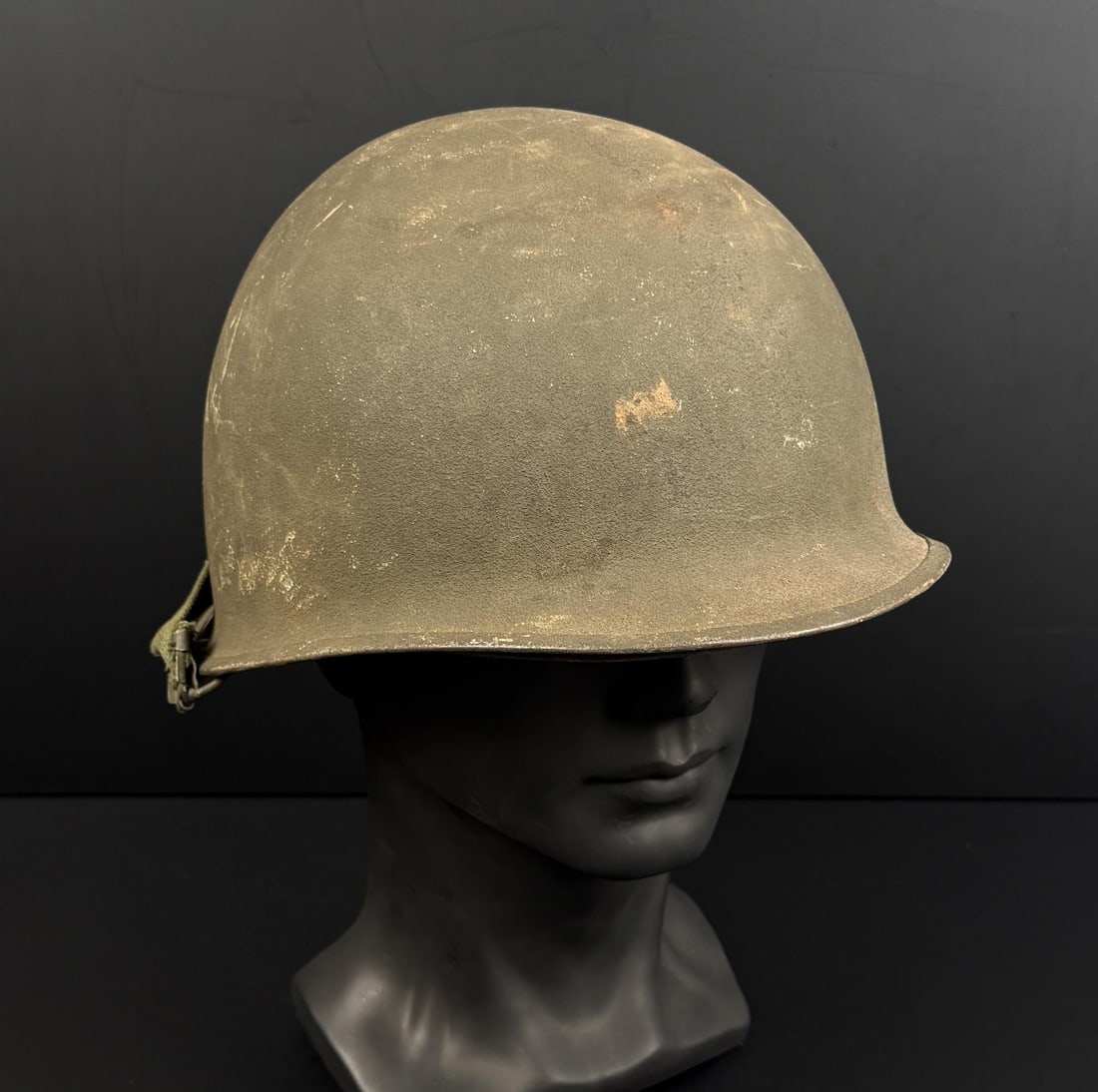 Vietnam War Rear Seam M1 US Army Helmet (1 of 17)