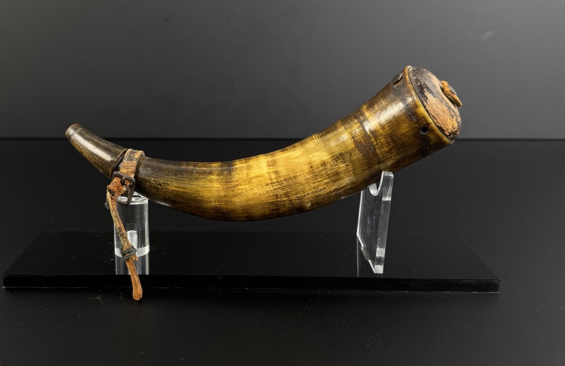 Early American Frontier Powder Horn (1 of 5)