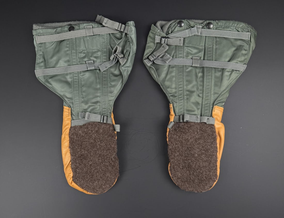 US Air Force Flying Mitten Type N-4B: Size Medium