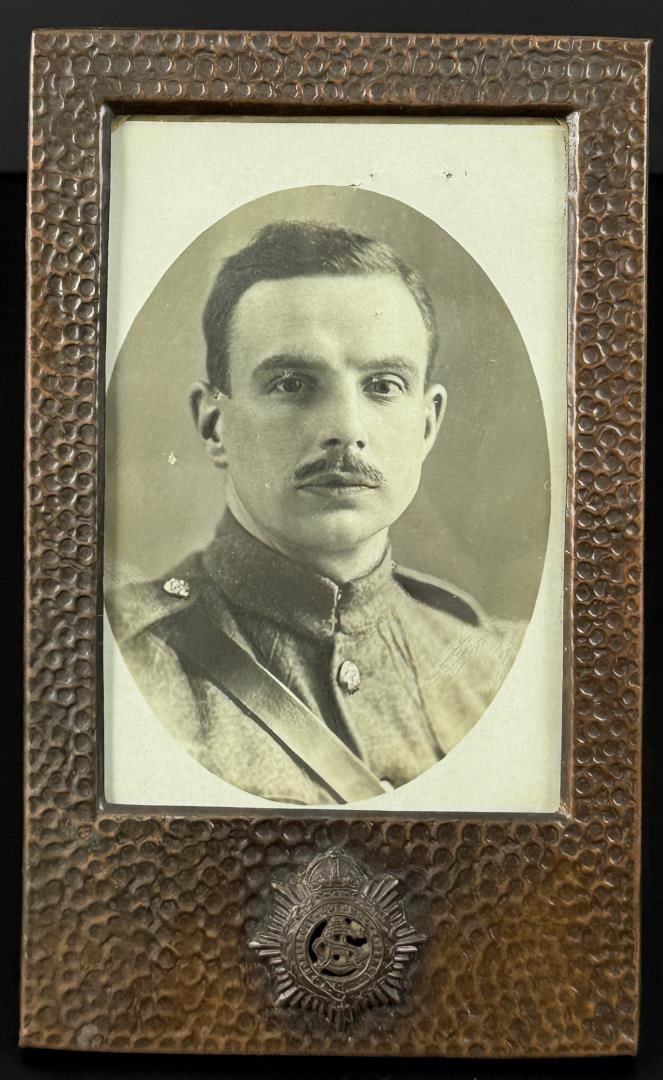 WWI WW1 British Sweetheart Trench Art Frame: 4 1/4" by 7".