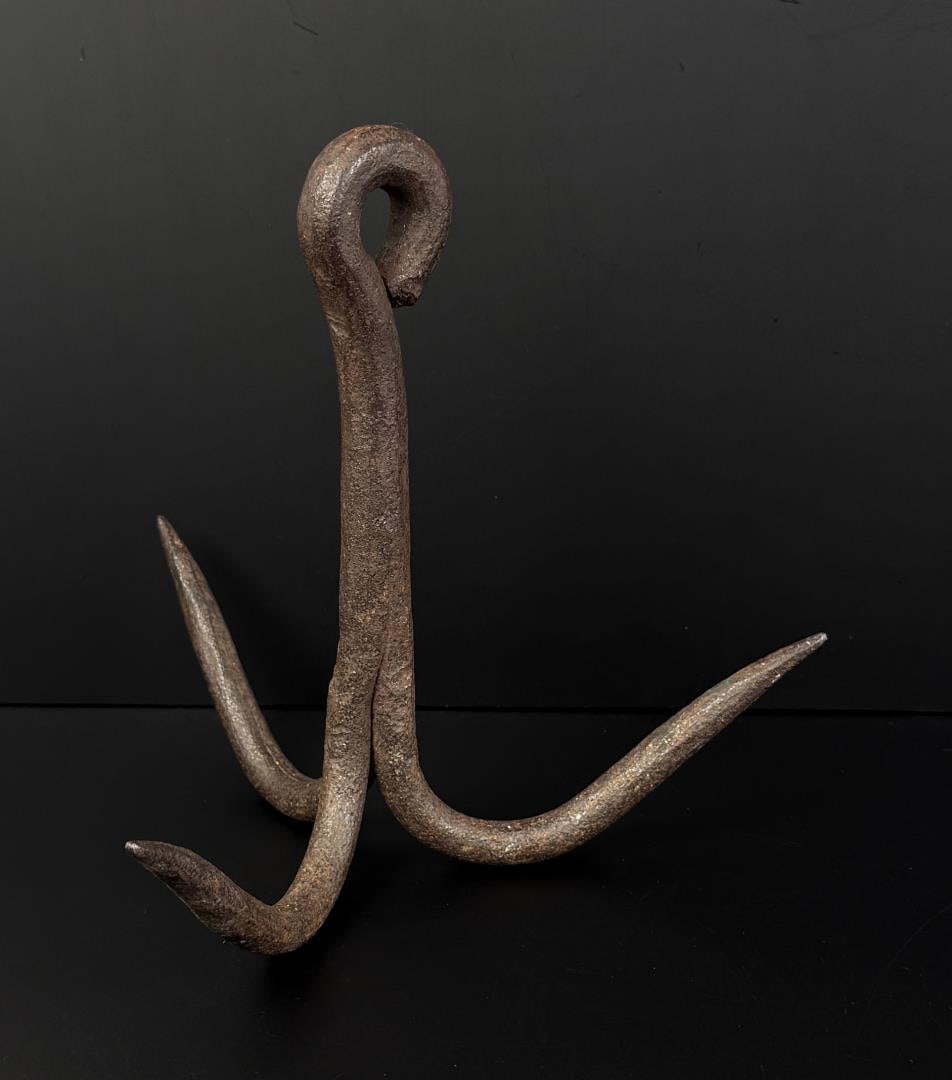 Hand Forged Bear or Wolf Trap Drag