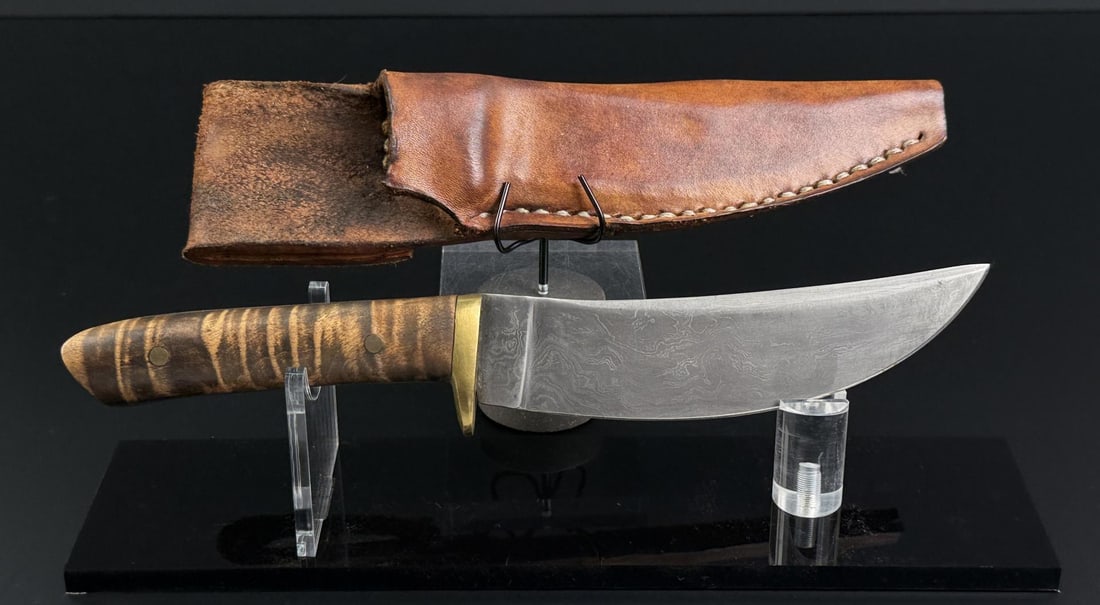 Custom Made Damascus Hunting Knife (1 of 3)