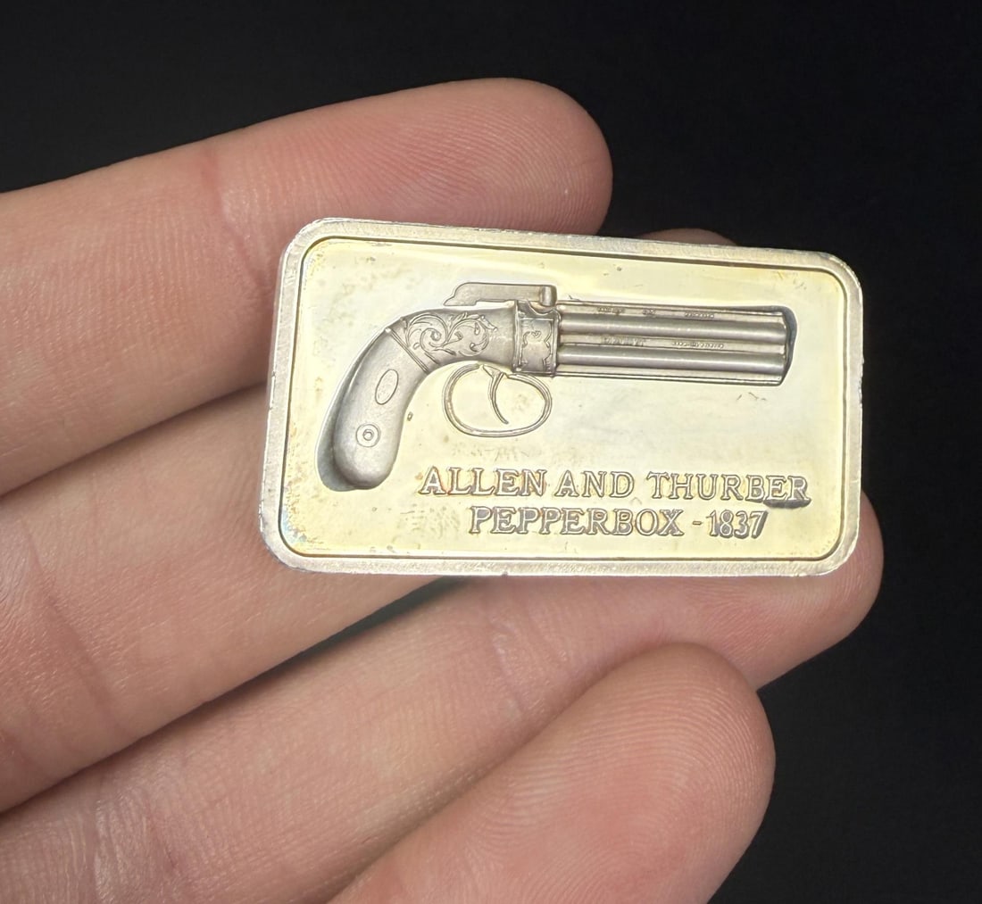 Lincoln Mint Pepperbox 1oz Sterling Silver Bar (1 of 4)