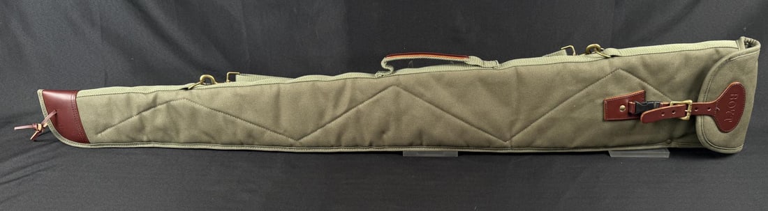 Boyt Canvas and Leather Padded Rifle Case: 50" long.
