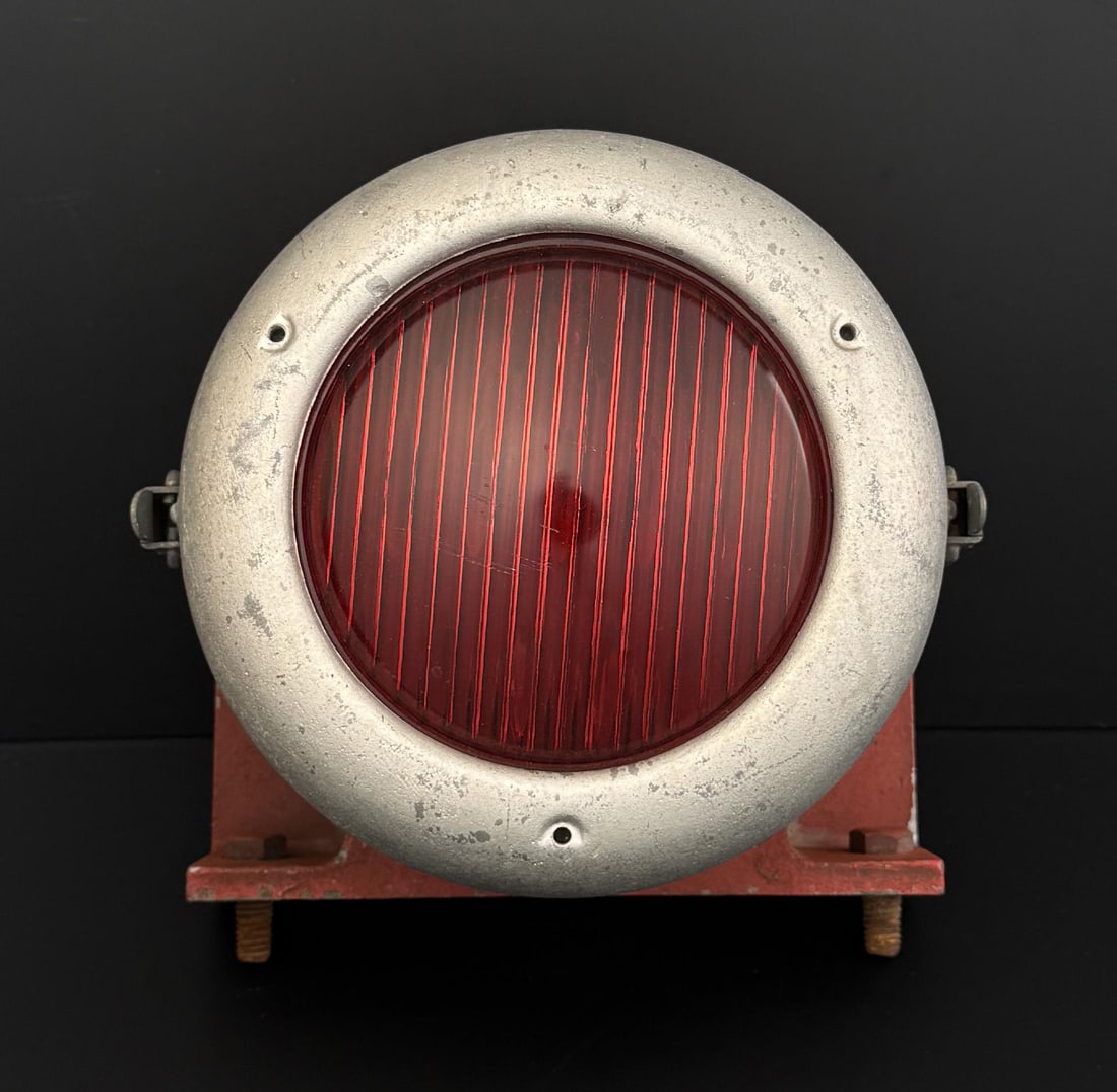 Trans Lite Railroad Signal Crossing Light: 8" by 8" by 5 1/4".