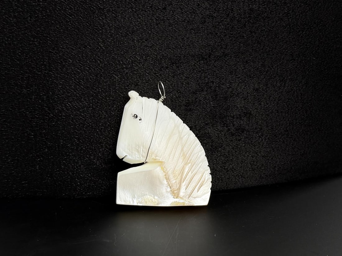Zuni Carved Mother of Pearl Horse Fetish (1 of 4)