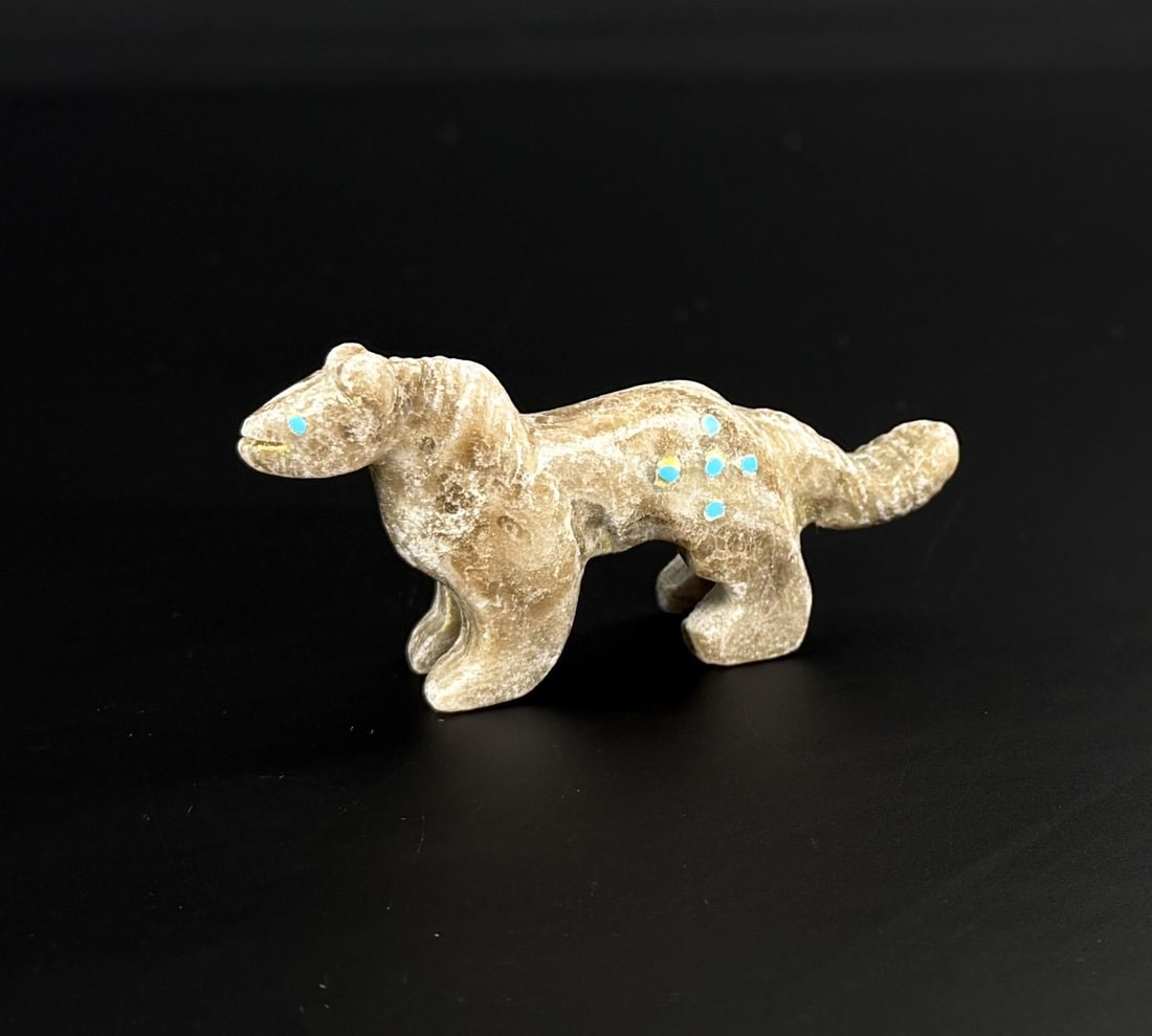 Leekya Family Zuni Carved Horse Fetish (1 of 4)