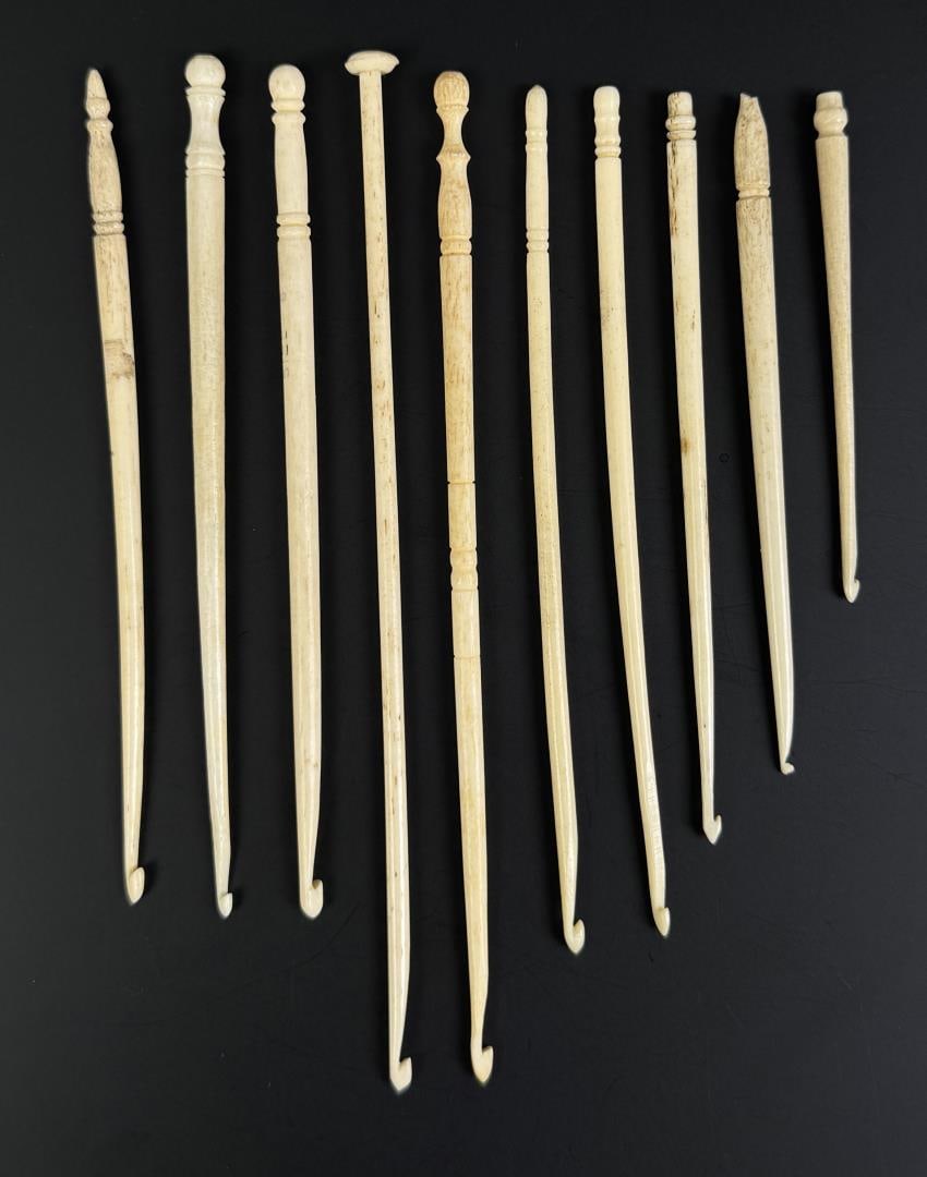 Civil War Whaler Made Whale Bone Crochet Hooks: Nice grouping.