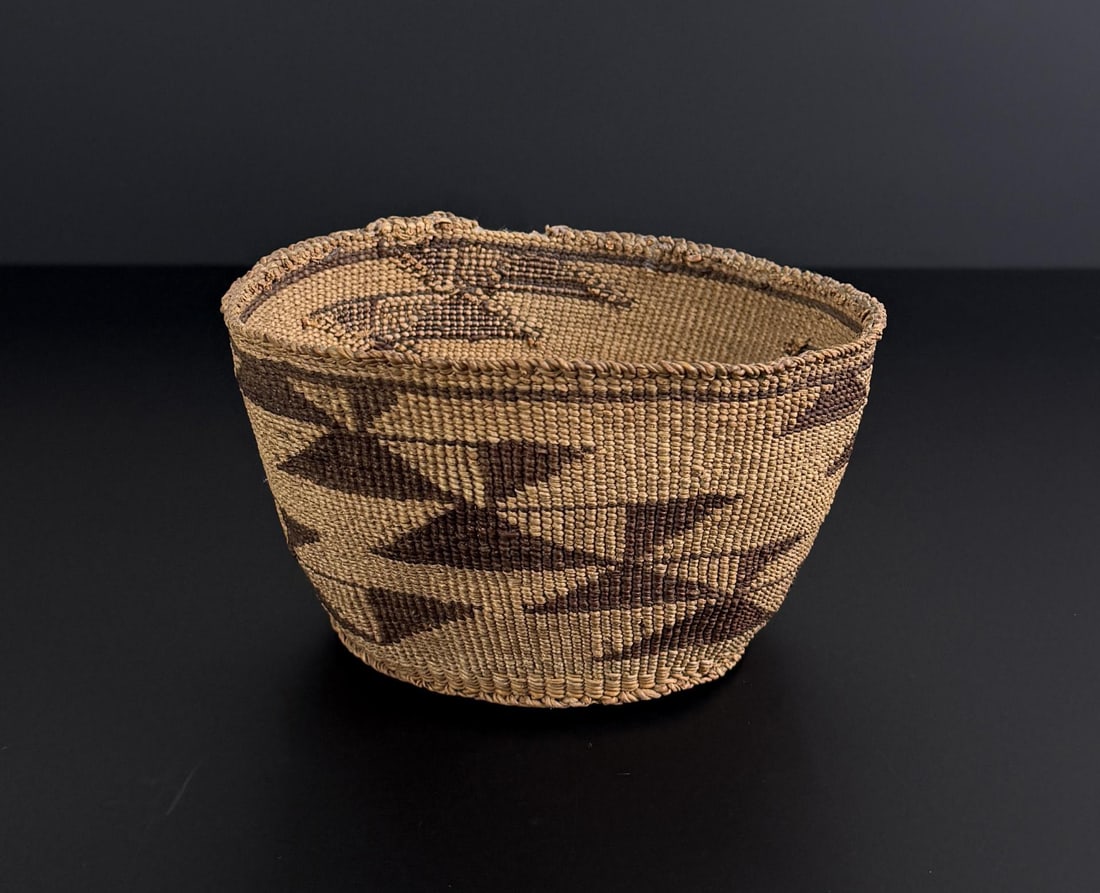 Klamath Modoc Native American Indian Basket (1 of 9)