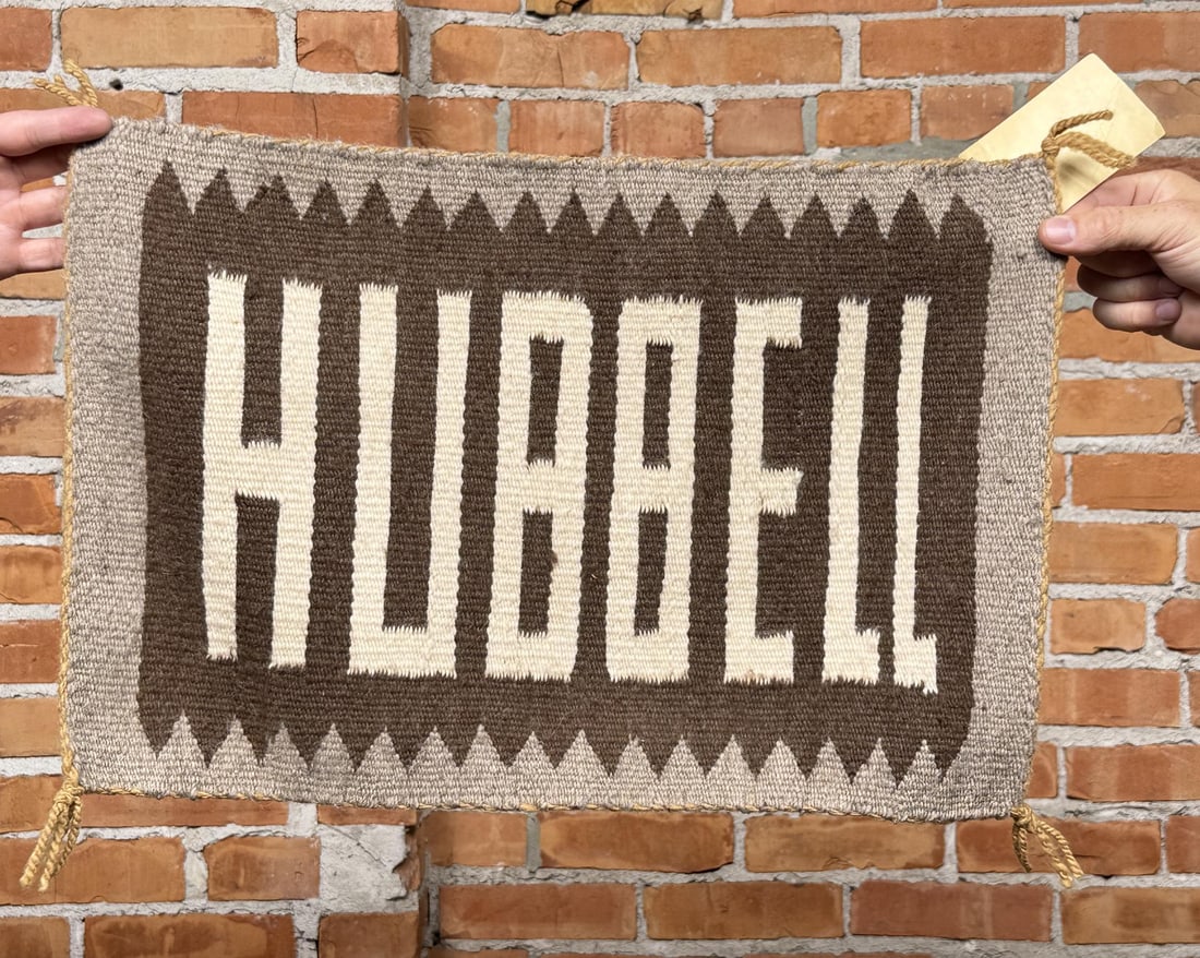 Hubbell Trading Post Pictorial Navajo Rug (1 of 5)