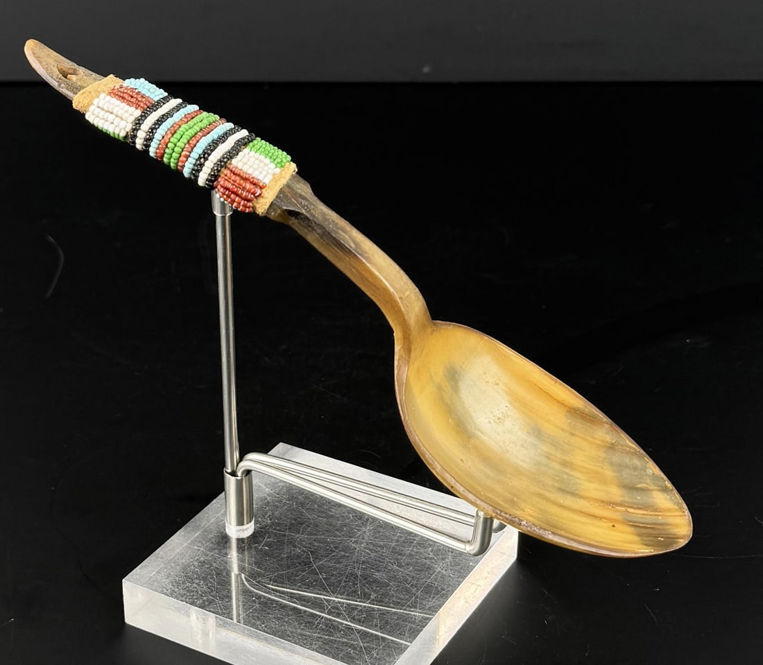 Gros Ventre Native American Indian Horn Spoon: 2" by 8 1/8". Last Quarter of the 19th Century. Neat with the heart carved into the handle.