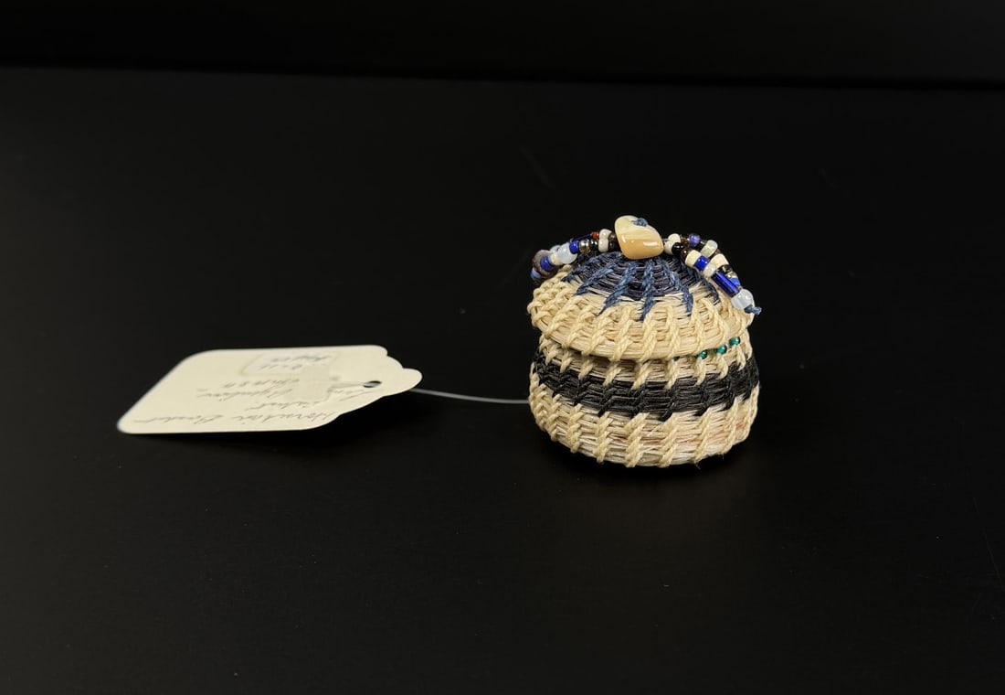 Linda Aguilar Chumash Indian Horsehair Basket: 1 1/2" diameter, 1 3/8" tall.