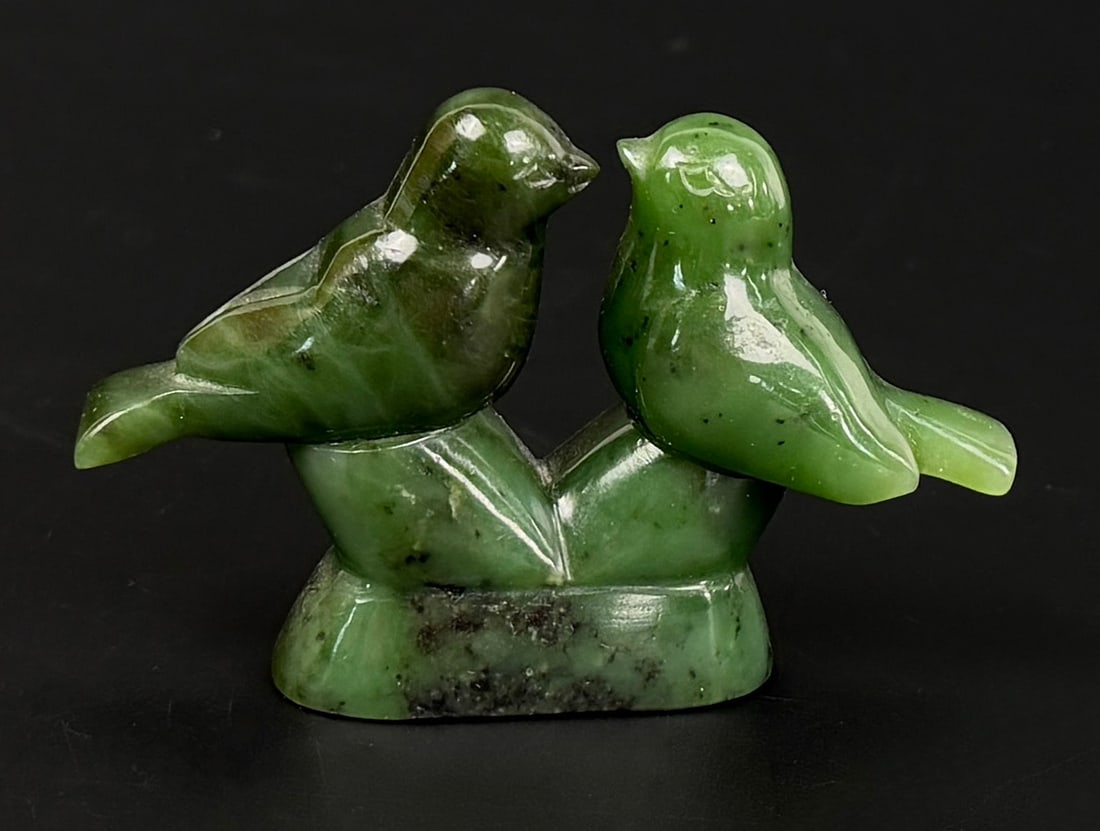 Alaskan Inuit Eskimo Nephrite Jade Birds (1 of 4)