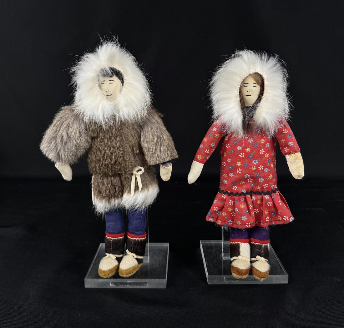 Alaskan Inuit Eskimo Yupik Dolls (1 of 6)