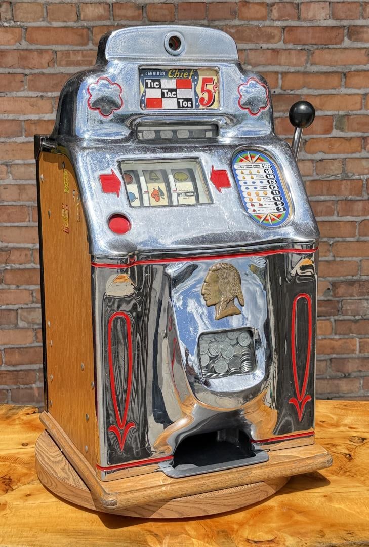 Jennings Chief Tic Tac Toe 5c Slot Machine (1 of 19)