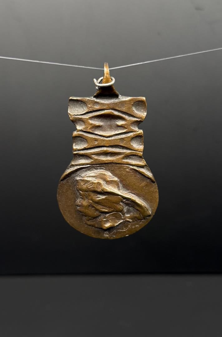 George Carlson Prix de West 1988 Bronze Medal (1 of 5)