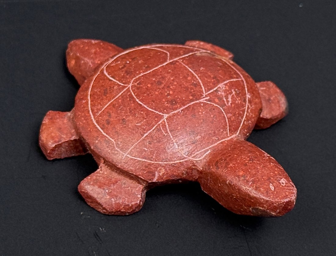 Native American Catlinite Pipestone Turtle: 2" by 1 3/4" by 1/2".