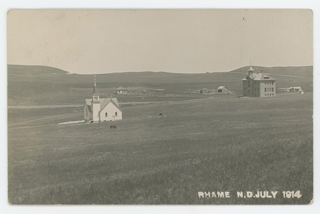 Rhame North Dakota RPPC Postcard (1 of 3)