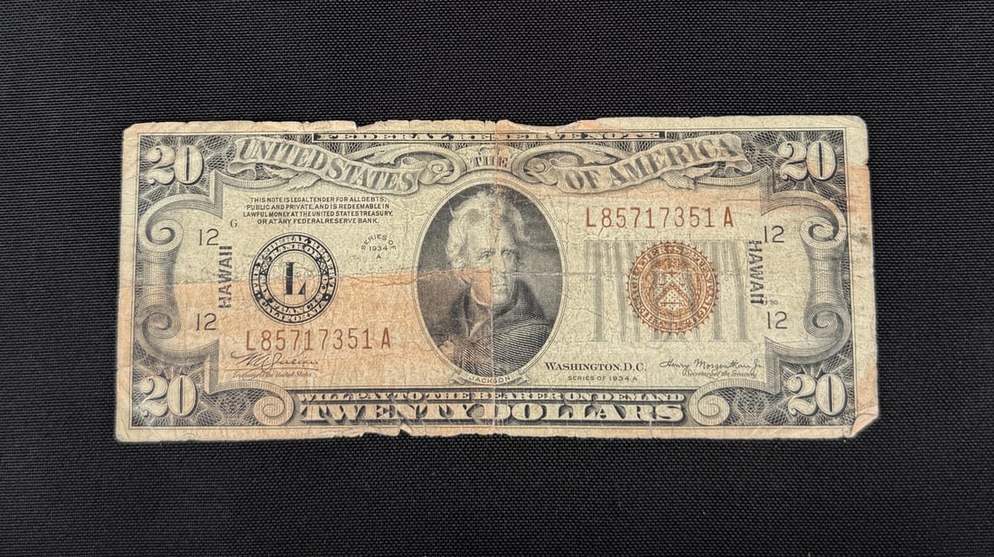 1934 A Hawaii $20 Orange Seal Note (1 of 4)